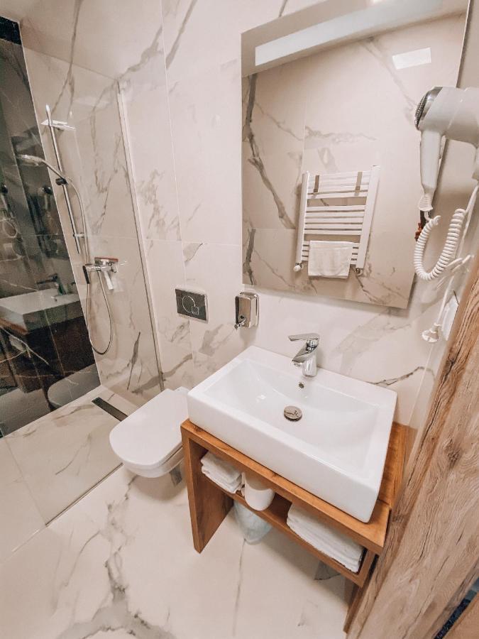 La Park Aparthotel กูโดวาสโดรยจ์ ภายนอก รูปภาพ