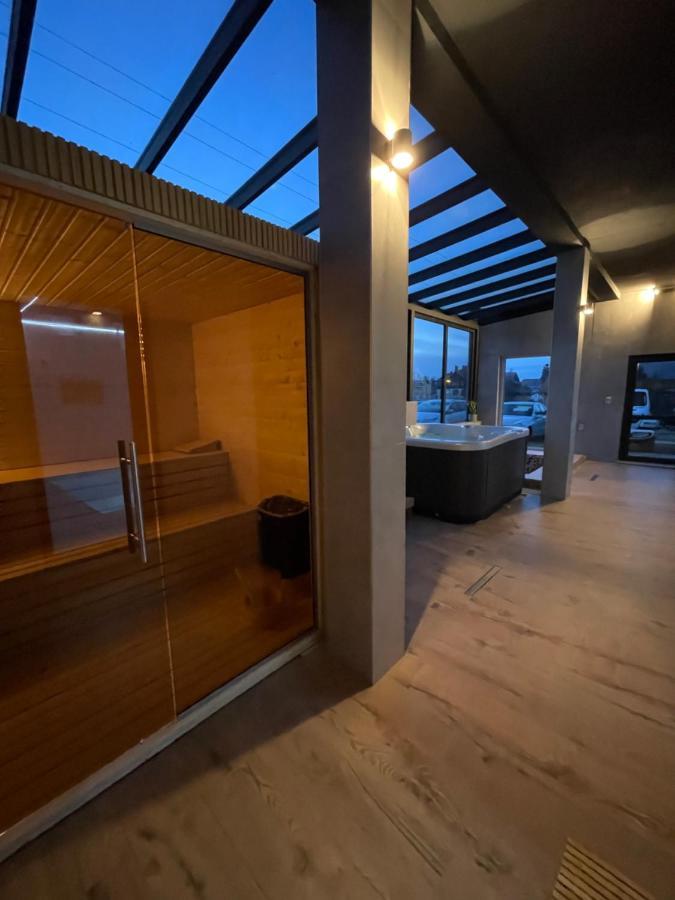 La Park Aparthotel กูโดวาสโดรยจ์ ภายนอก รูปภาพ