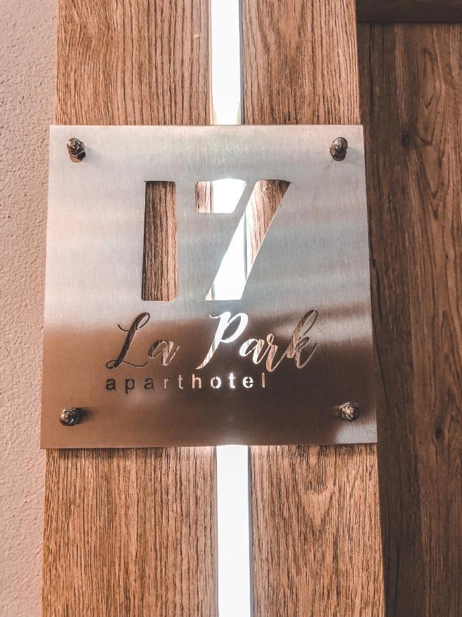 La Park Aparthotel กูโดวาสโดรยจ์ ภายนอก รูปภาพ